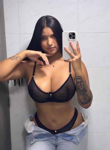 Andrea 100 especial  Amante sexual 26 years old Hispanic Black Hair Black Eyes Centrico - Posted 072