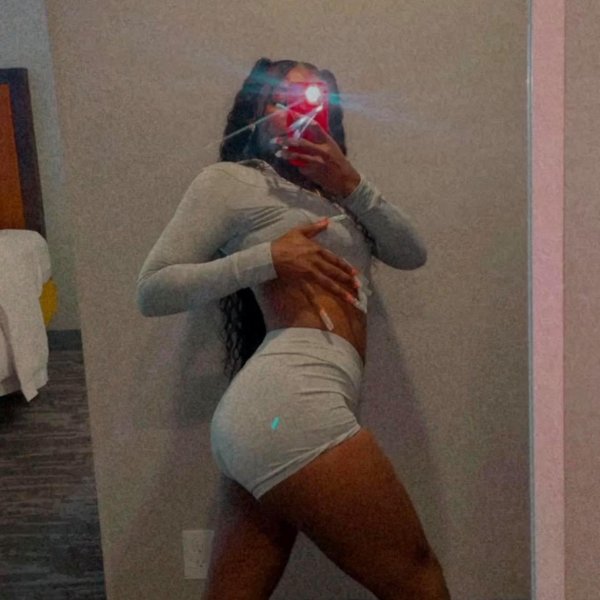 Jasminn  Your Favorite Chocolate Hottie  22 years old Black Posted 07202026 520am