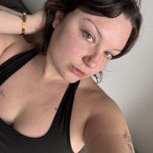 sophie  hornysatisfying sexy girl in town text me for best experience 24 years old Cam Shows Posted 
