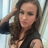 ) Laura [